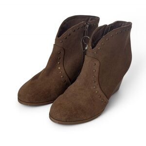 No Parking Brown Wedge Ankle Boots Size 7.5